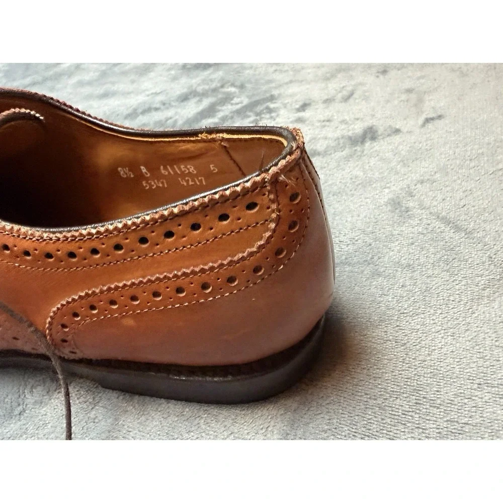 Allen Edmonds Sanford 5267 Chili Leather Brogue Cap Toe Oxfords Size 8.5 D